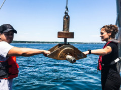 Aider à promouvoir le rôle des femmes dans le domaine de l'hydrographie